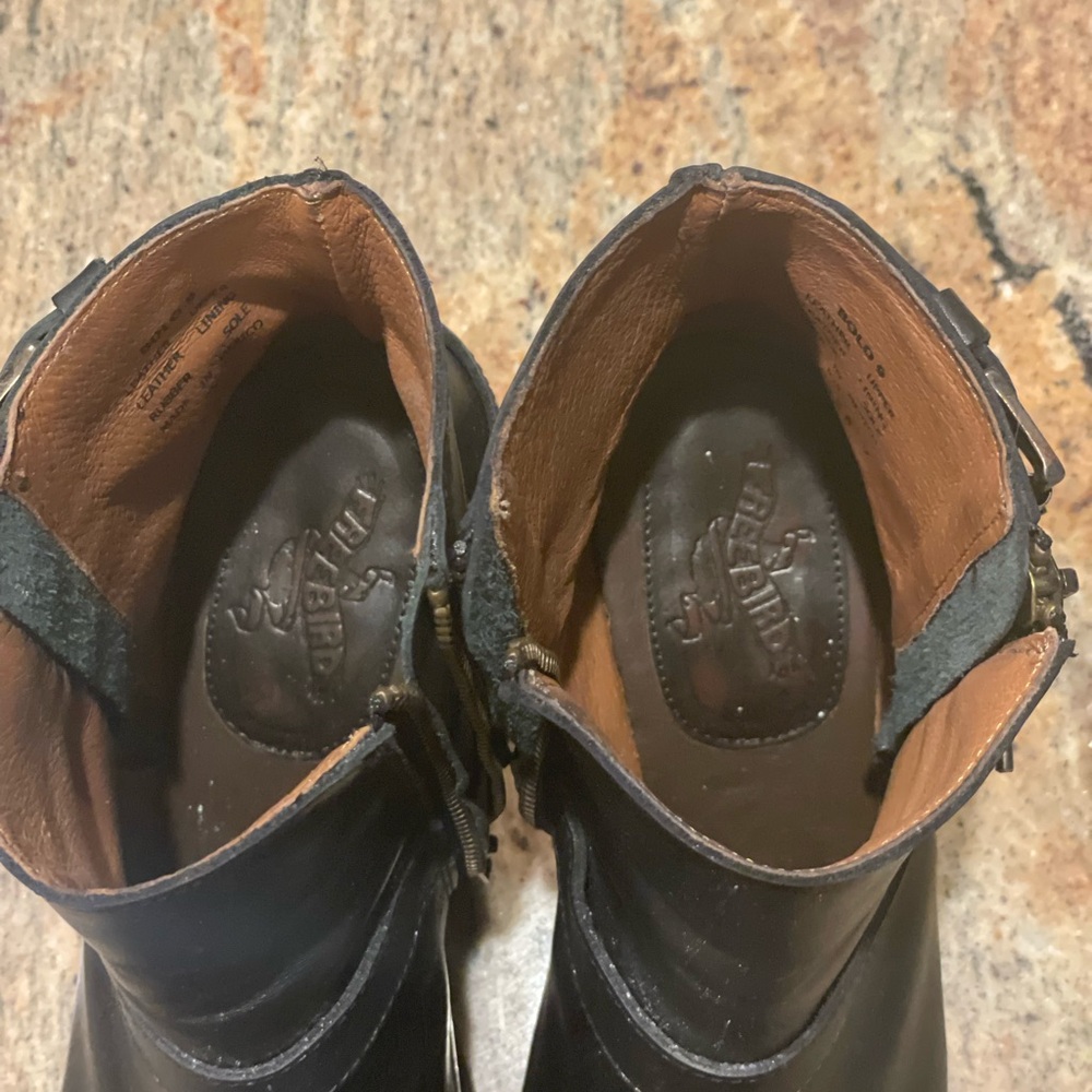 Freebird Bolo Black Leather Ankle Boots. Worn once. - Picture 3 of 4